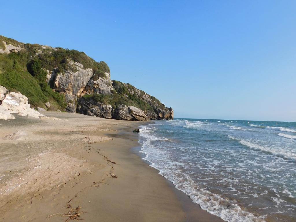 I Ventitre Passi B&B Минтурно Экстерьер фото
